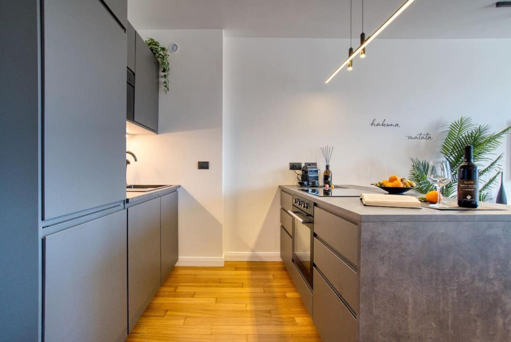 Italianflat - Canal Couture, Navigli Luxury Retreat Милано Екстериор снимка