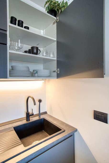 Italianflat - Canal Couture, Navigli Luxury Retreat Милано Екстериор снимка