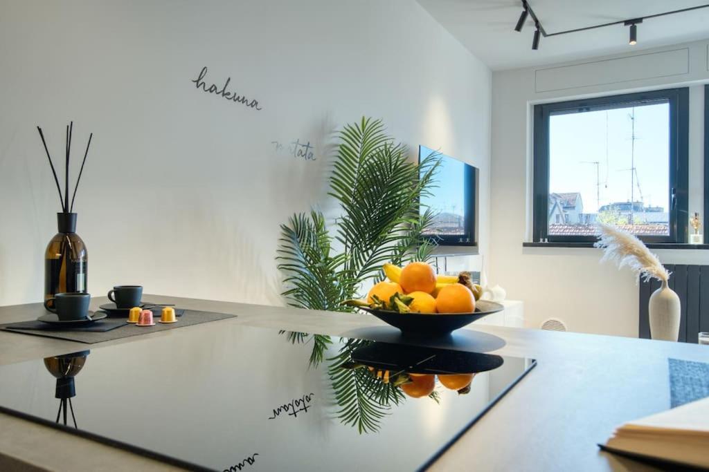 Italianflat - Canal Couture, Navigli Luxury Retreat Милано Екстериор снимка